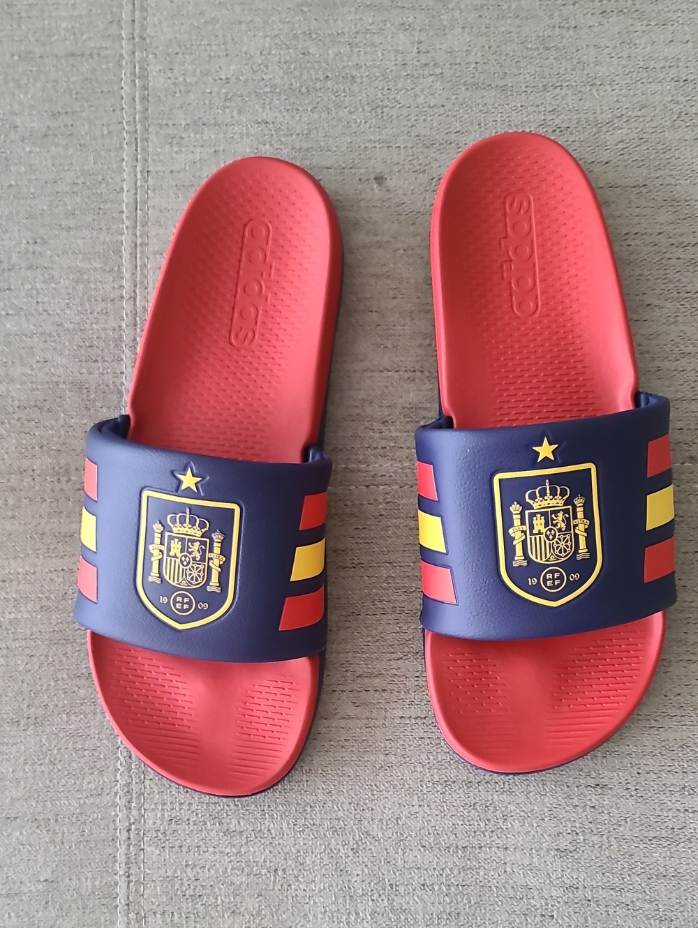 Adidas Adilette Comfort 2.0 Spain Slides
